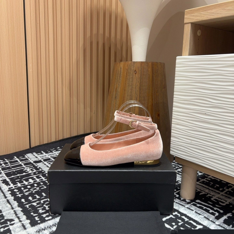 Ch*el flat shoes